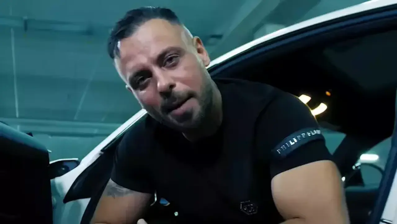 Barış Boyun Bağlantısı Pahalıya Patladı! Massaka Kimdir, Aslen Nereli, Kaç Yaşında? Gangsta Rapçi Neden Gözaltına Alındı? 3