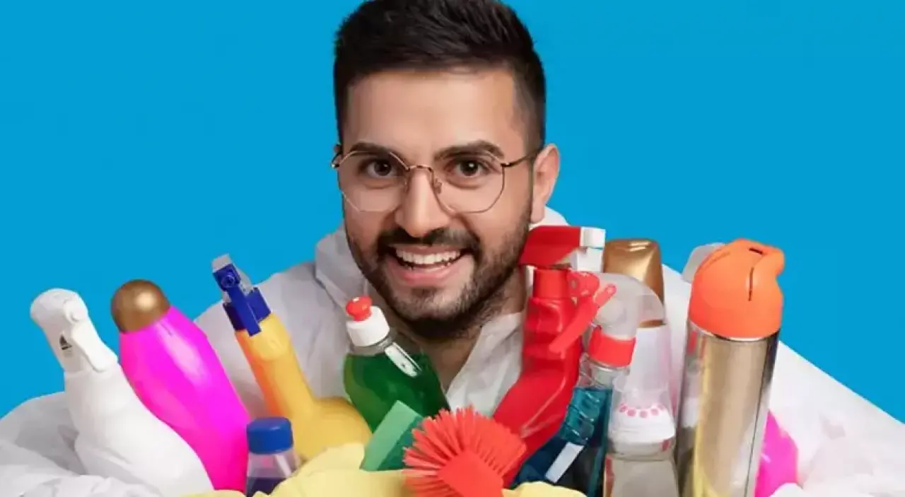 Kadir Ezildi Kimdir? Nereli, Kaç Yaşında, Boyu ve Kilosu, Instagram Hesabı, Ailesi Kim? Evli mi, Sevgilisi Kim? 5