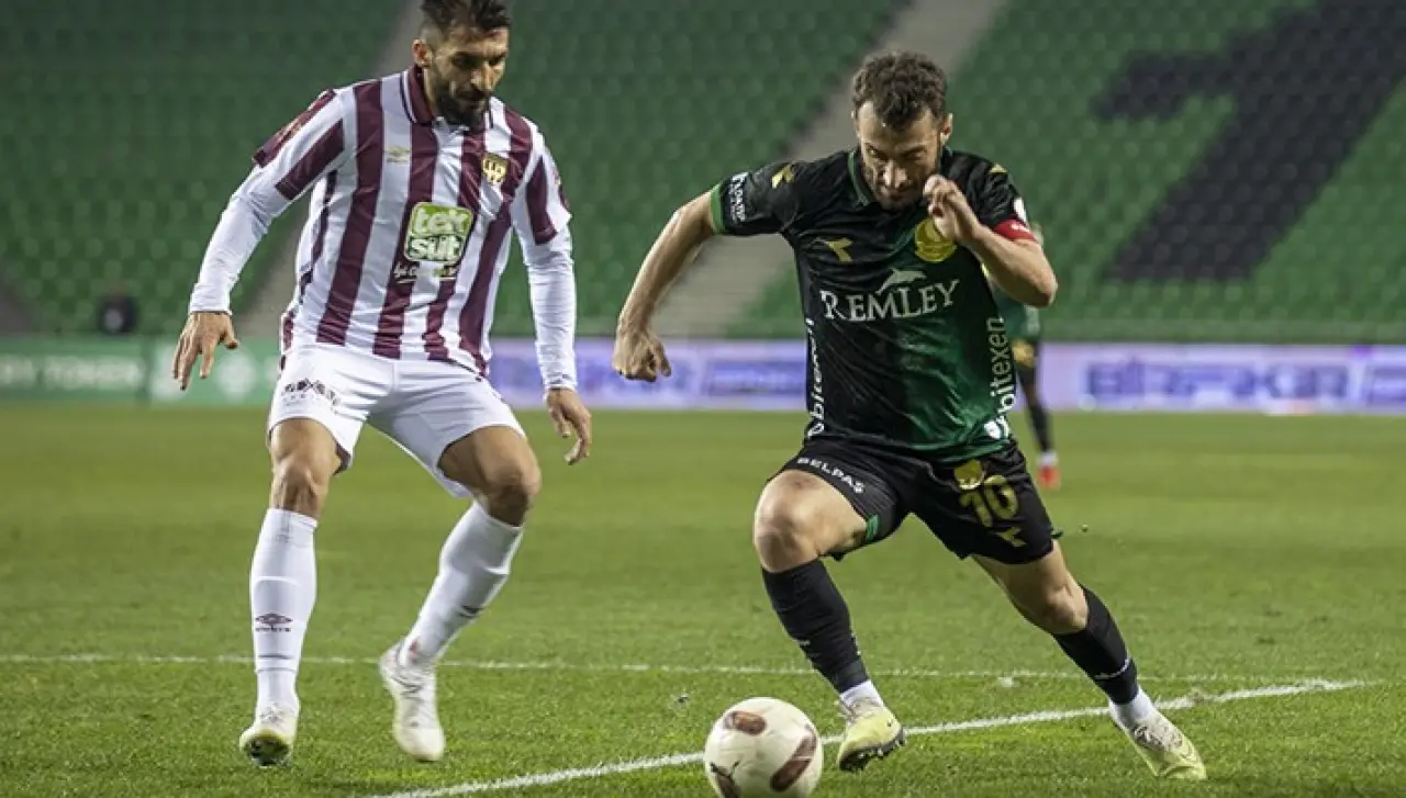 Burak Süleyman Kaç Yaşında, Aslen Nereli, Kimdir? Futbolcunun Eşi Kim, Kiminle Evli? İşte Biyografisi ve Kariyeri 6