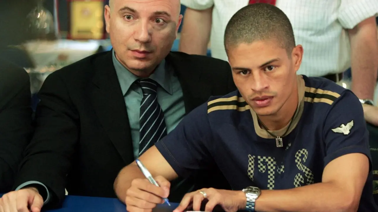 Hakan Bilal Kutlualp Kimdir? Serveti, Kaç Yaşında, Nereli, Evli Mi, Evli Mi, Eşi Kim? Ailesi ve Hayatına Dair Her Şey! 2