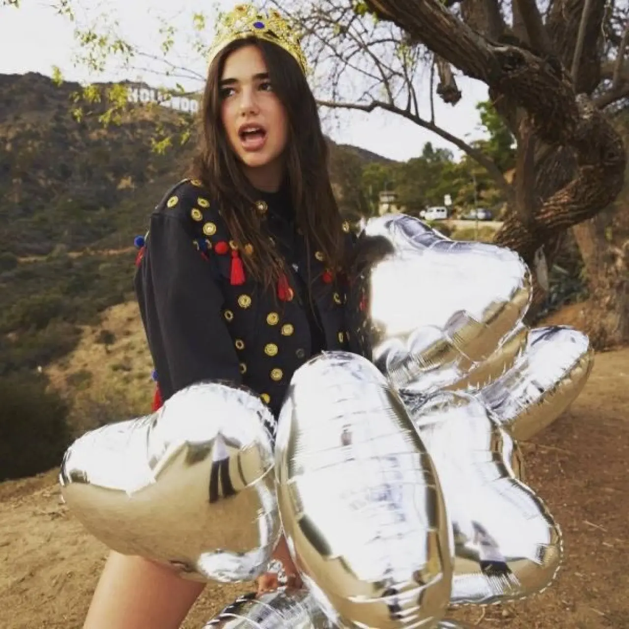 Dua Lipa'nın Şöhrete Giden Yolda İlk Adımı: New Love Şarkısının Bilinmeyen Hikayesi Ortaya Çıktı! 3