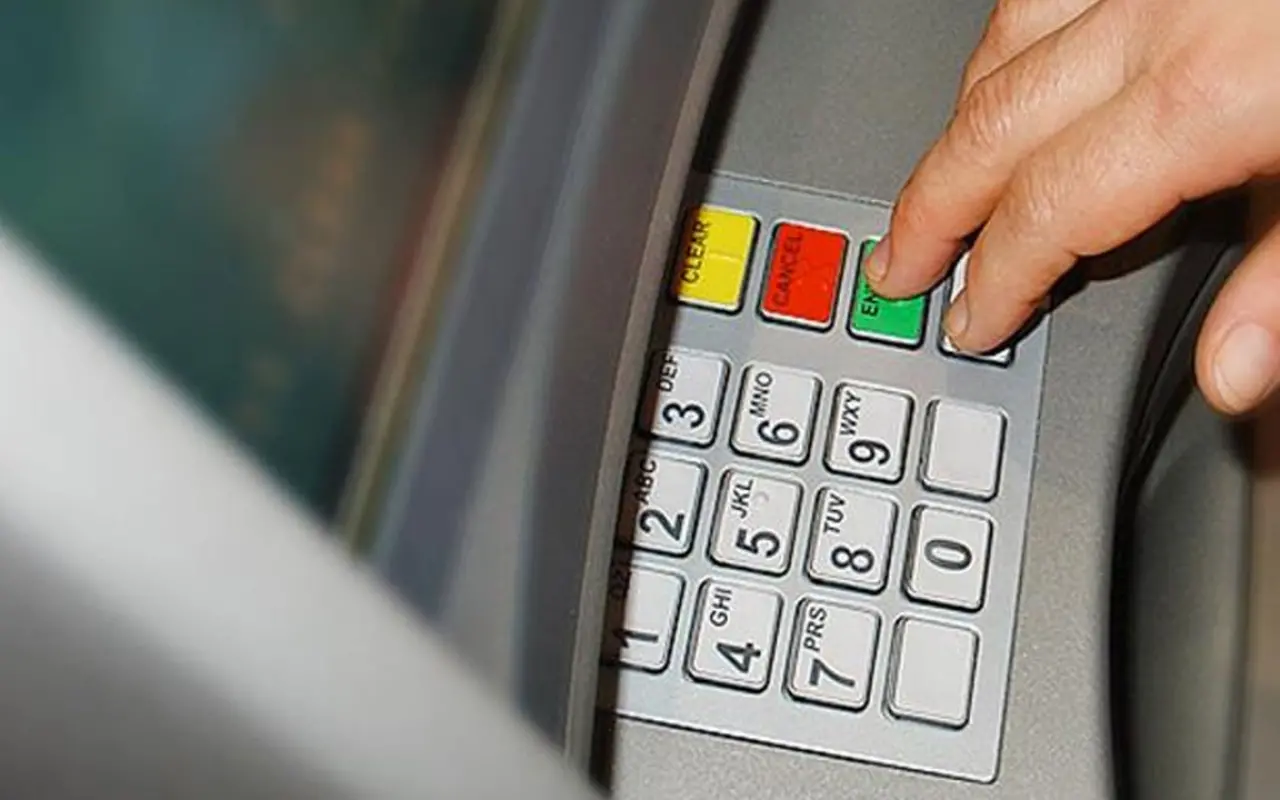 Komisyonsuz para çekmenin yolu açılıyor: Bankalardan yeni limit kararı 6