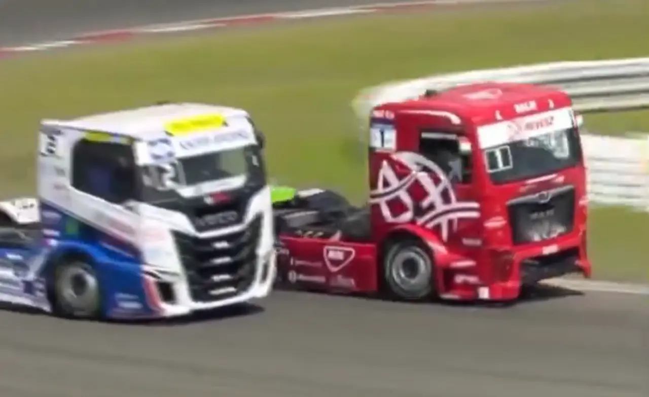 Almanya Nürburgring'de Kamyon Yarışlarına Büyük İlgi! Motor Sporlarının Yeni Gözdesi! 1