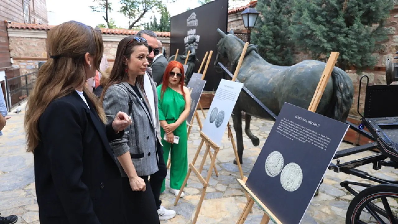 Osmanlı’da Dolaşan Ecnebi Paralar Sergisi 3