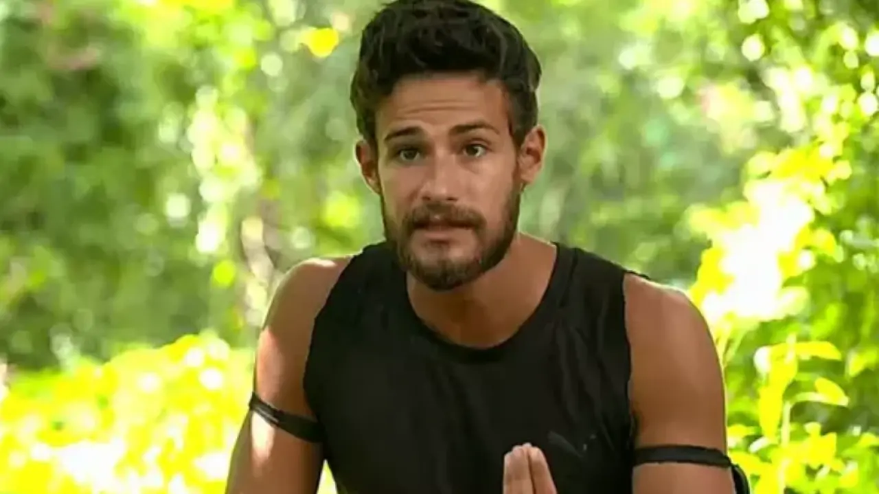 Batuhan Karacakaya Kimdir, Kaç Yaşında, Babası Nereli, Mesleği, Annesi Kim, Ailesi ve Survivor Gündeminde Yaşananlar 5