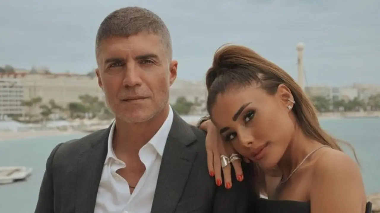 İstanbul’u Sarsan Deprem Sonrası Özcan Deniz ve Eşi Samar Dadgar Bahçeye Çadır Kurdu! 3