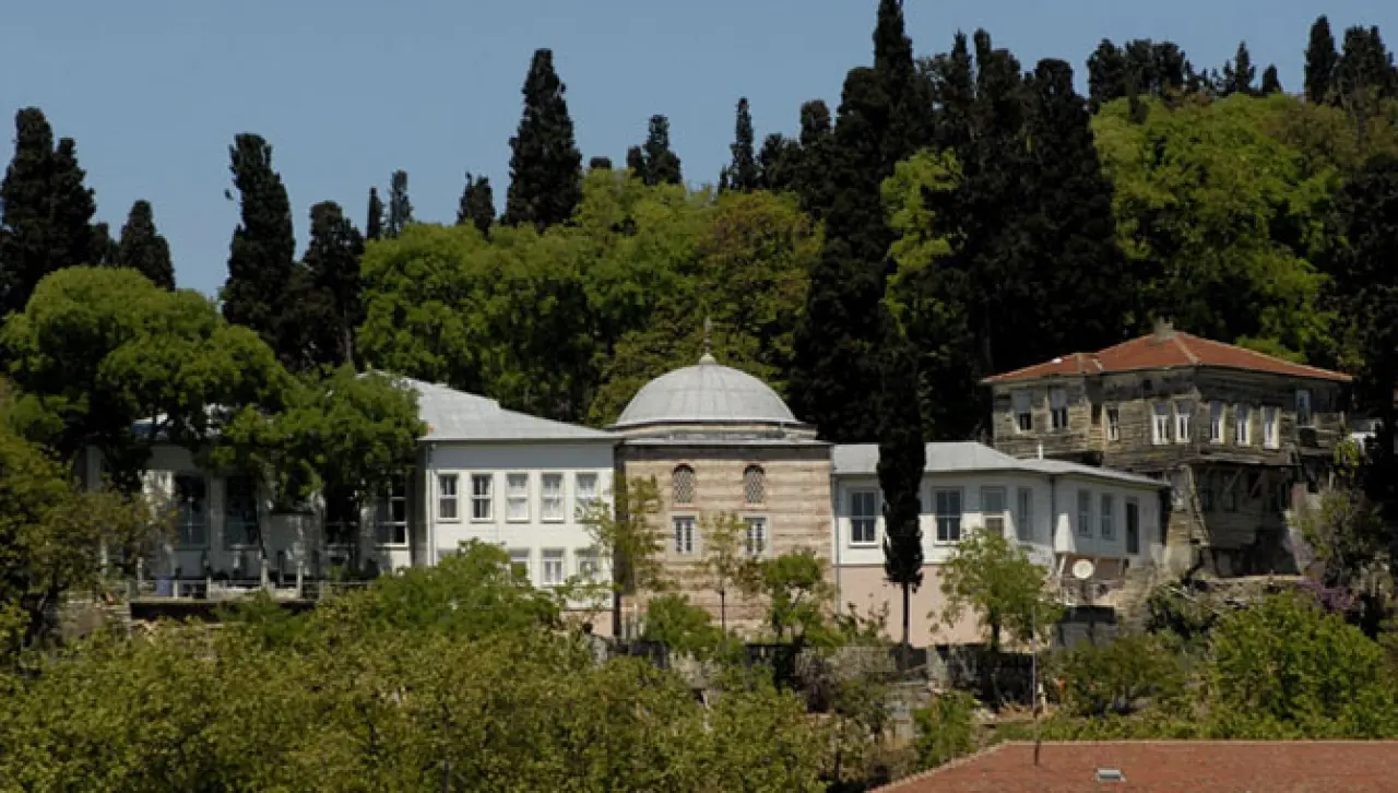 7 Tepeye Nakşedilen  4 Muhafız Bekçi 6