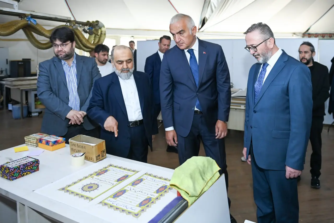 Kültür Bahçesinde Tarihî Buluşma: İstanbul Mushafı Göz Kamaştırdı 10