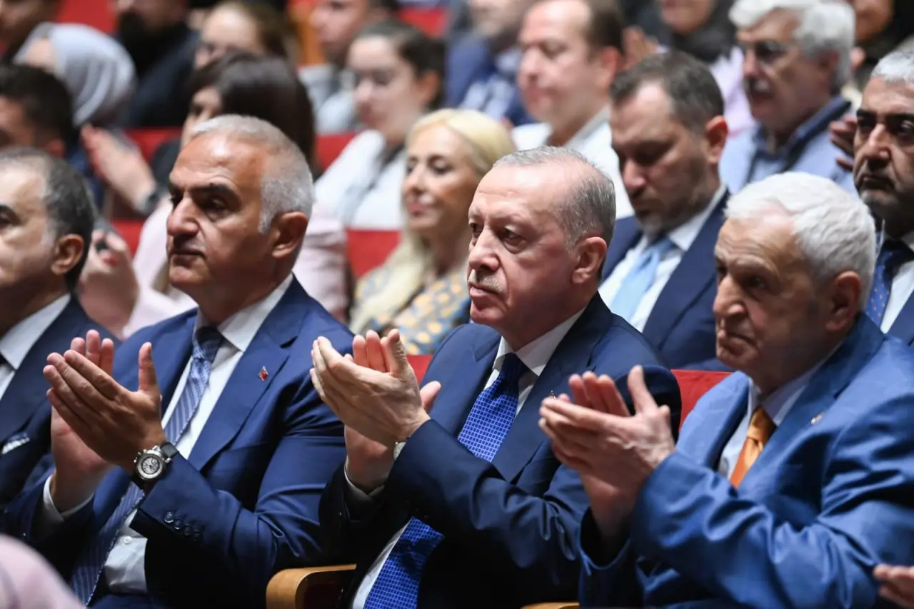 Cumhurbaşkanı Erdoğan: Necip Fazıl’ın Mirası İstanbul’da Yaşatılıyor 3