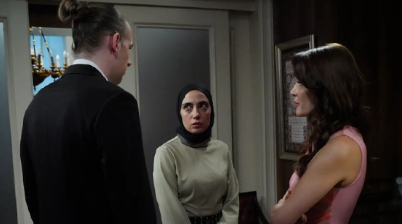 Kızılcık Şerbeti sezon finalinde veda mı geliyor? 1