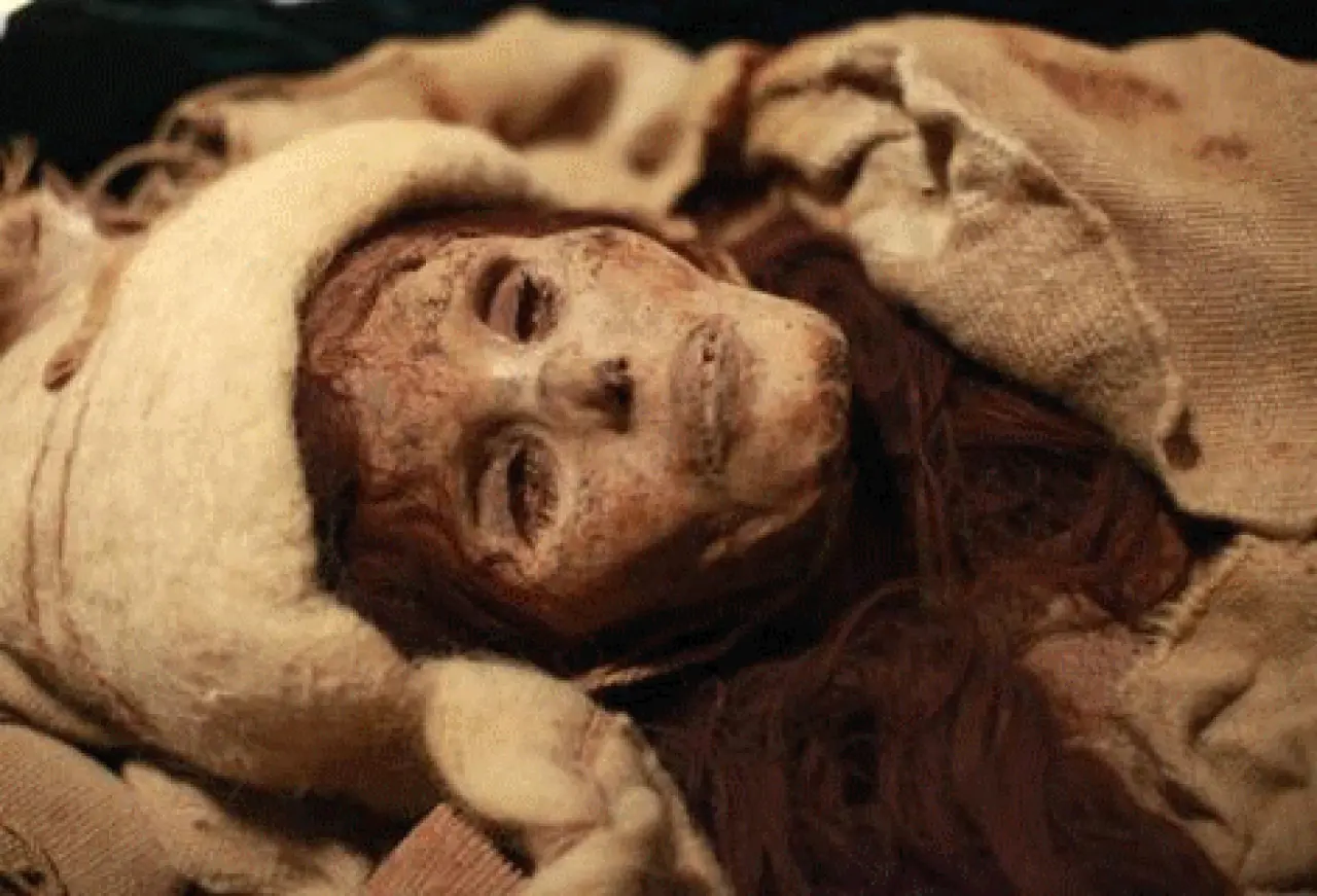 Türk Tarihine Işık Tutacak Türk Mumyası: Lolan Güzeli! 1