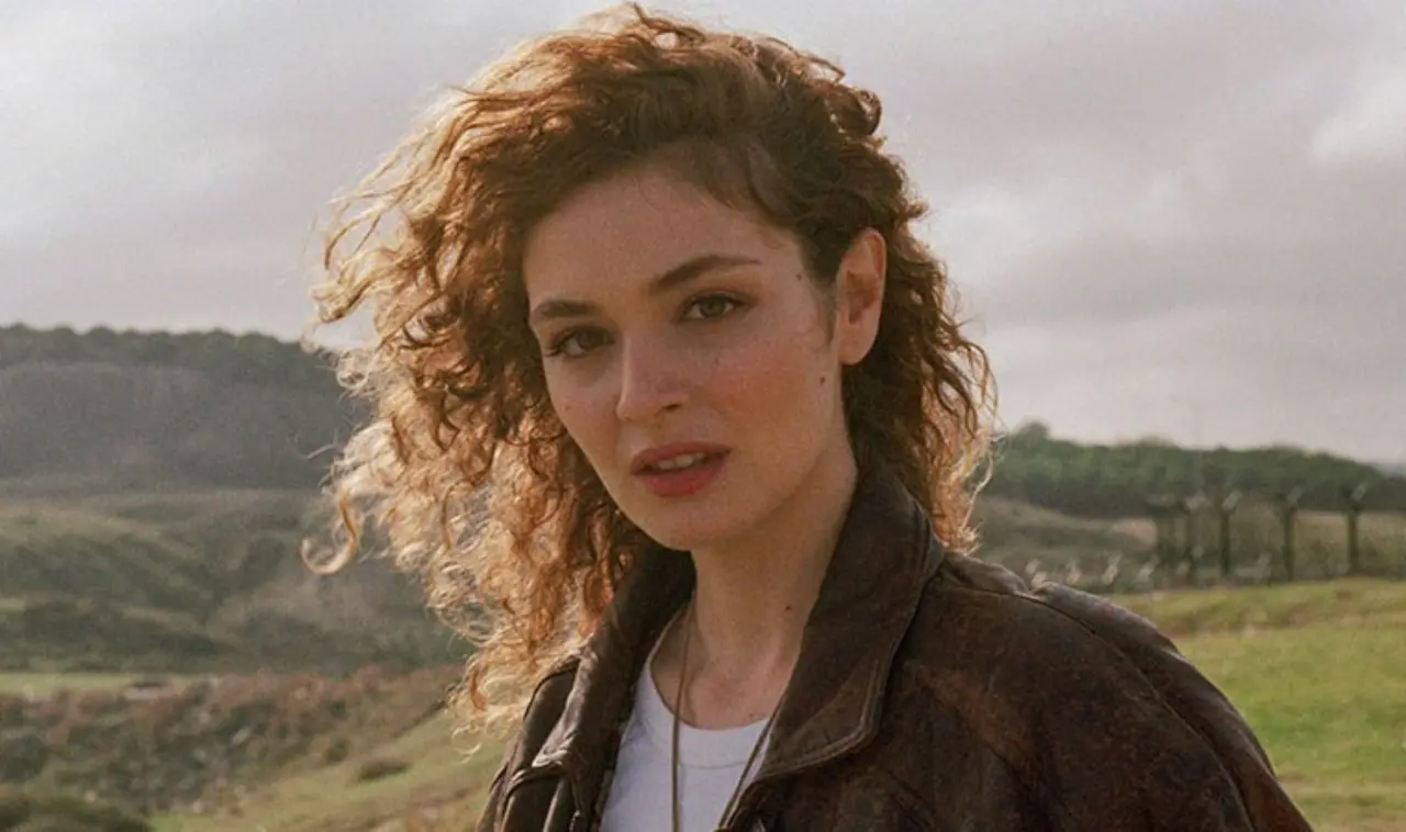 Serra Arıtürk Sevgilisi Kim? Nereli, Boyu, Kilosu, Burcu, Kaç Yaşında, Kimdir, Instagramı, Oynadığı Dizi ve Filmler? 1