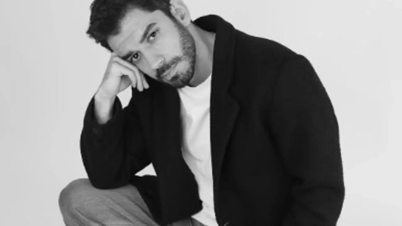 Serkan Tınmaz Kimdir? Çift Kişilik Oda Ferit Aslen Nereli, Kaç Yaşında? Hayatı ve Kariyeri Hakkında Bilinmeyenler 2