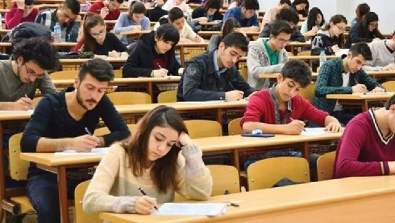 2025 YKS Ne Zaman Yapılacak? Üniversite Sınavı Tarihleri ve Sınav Saatleri Belli Oldu 2