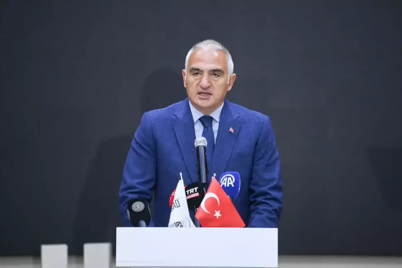 Karakoç İçin Uluslararası Vefa Sempozyumu 3