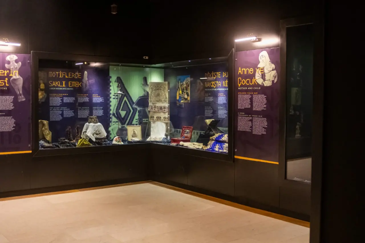Anneler Günü'nde Gözyaşlarıyla Gezilecek Sergi: Etnografya Müzesi'nde Unutulmaz Yolculuk 1