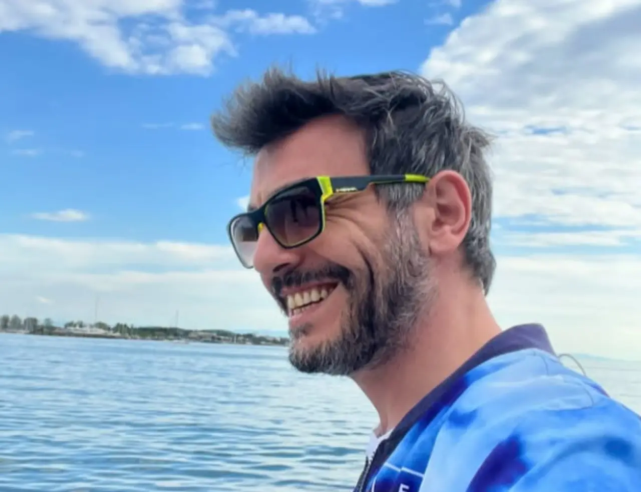 Çift Kişilik Oda Gökay Müftüoğlu Aslen Nereli, Kimdir, Kaç Yaşında, Hayatı ve Kariyeri? 8