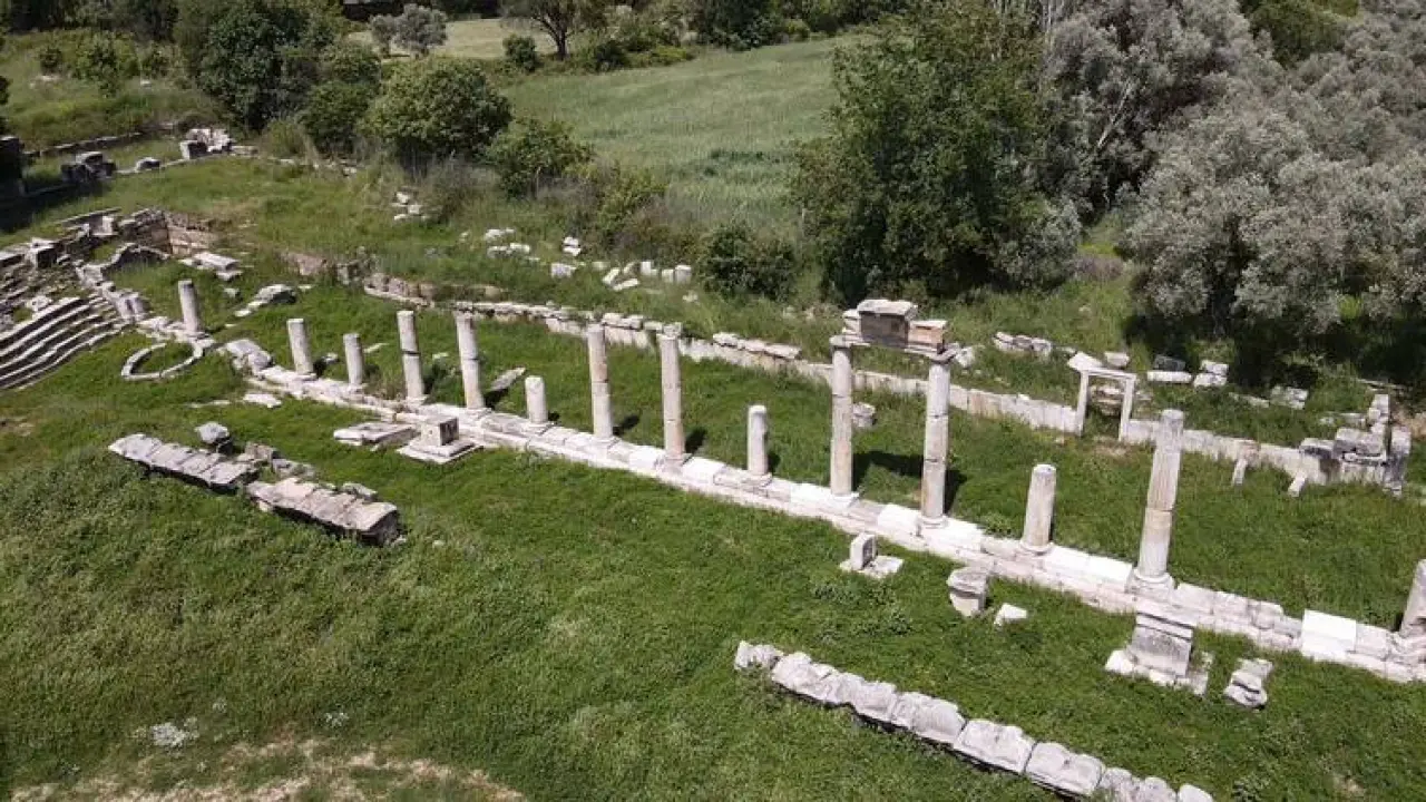 Giriş Kapısıyla Büyüleyen 2400 Yıllık Miras 4