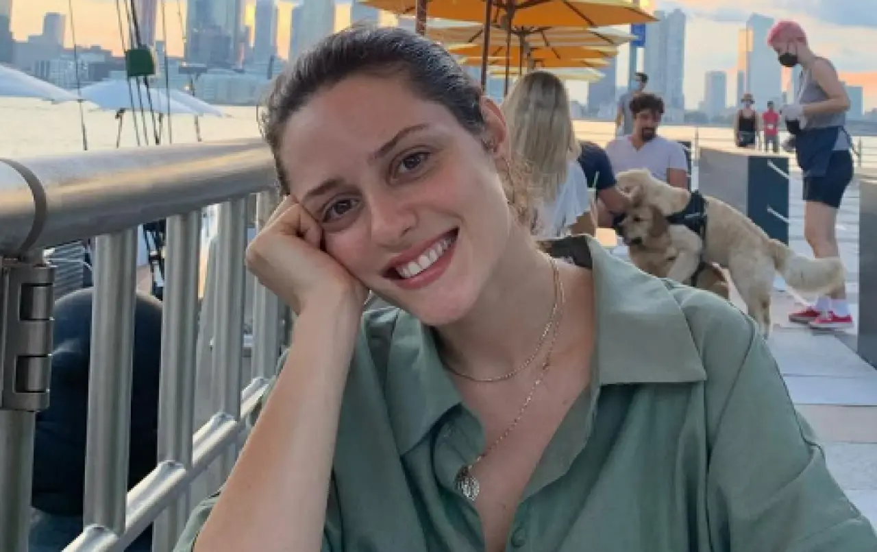 Seren Şirince Kimdir? Aslen Nereli Kaç Yaşında, Kiminle Evli? İşte Hayatı ve Kariyeri! 6