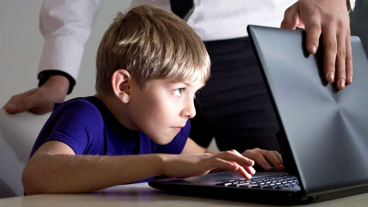 Ekran Bağımlılığı Çocukları ve Ergenleri Tehdit Ediyor: Uzmanlardan Alarm! 3