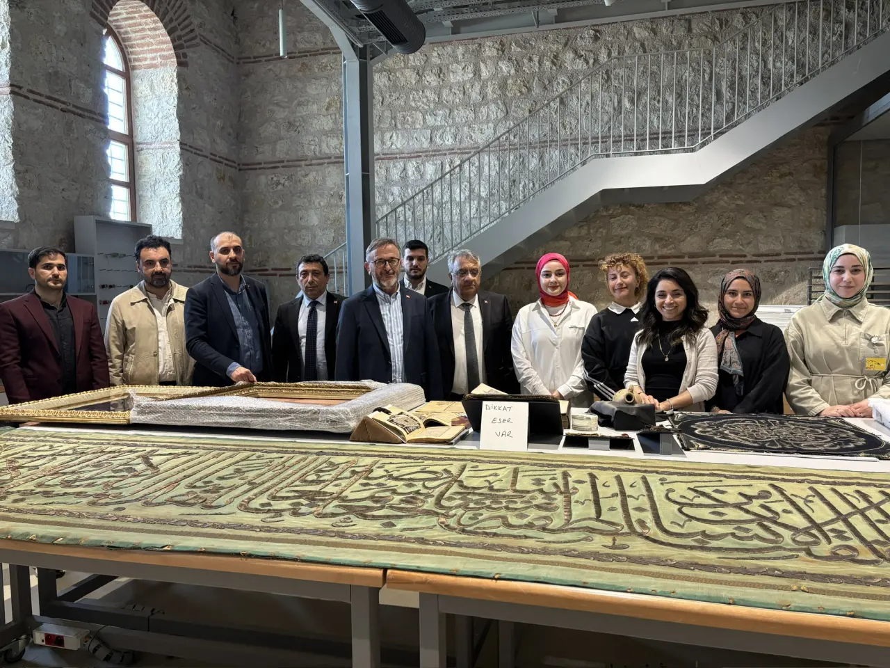 Yüzyılların Hac Hikâyesi Sergisi: Rami Kütüphanesi'nde 3