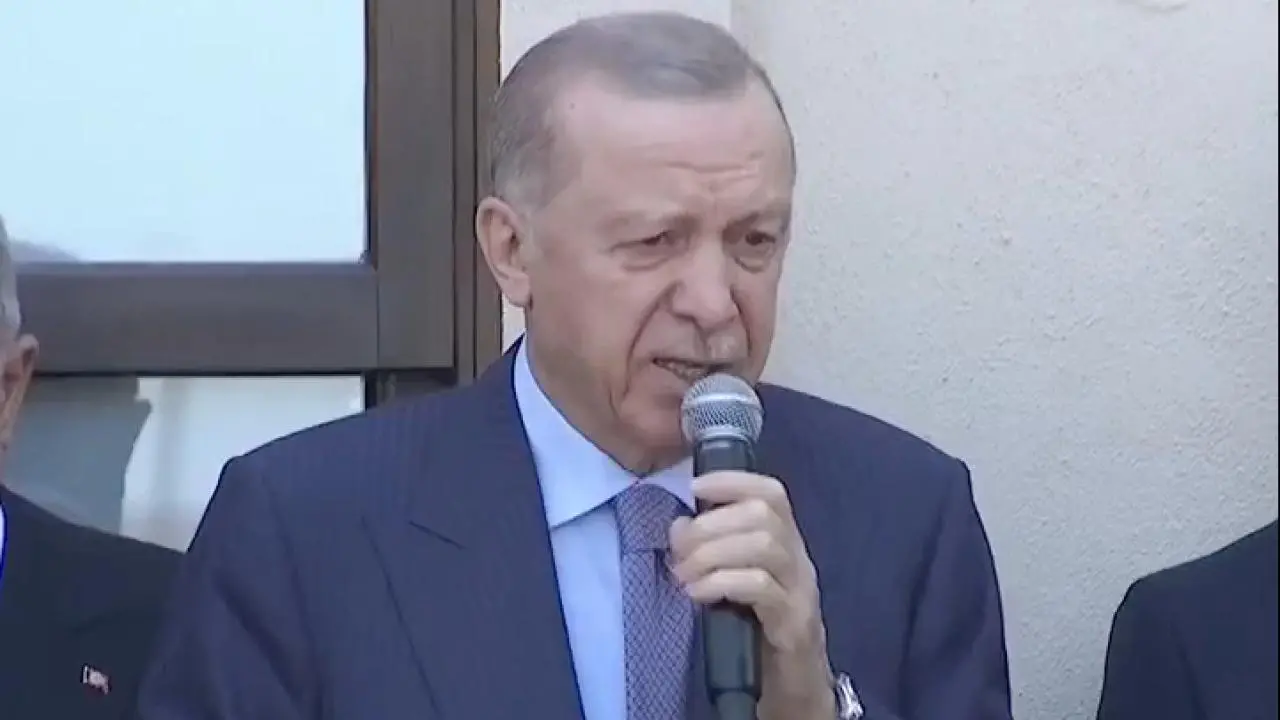 İstanbul’un Yeni İncisi: Tarihi Cami Yeniden Açıldı ! 3