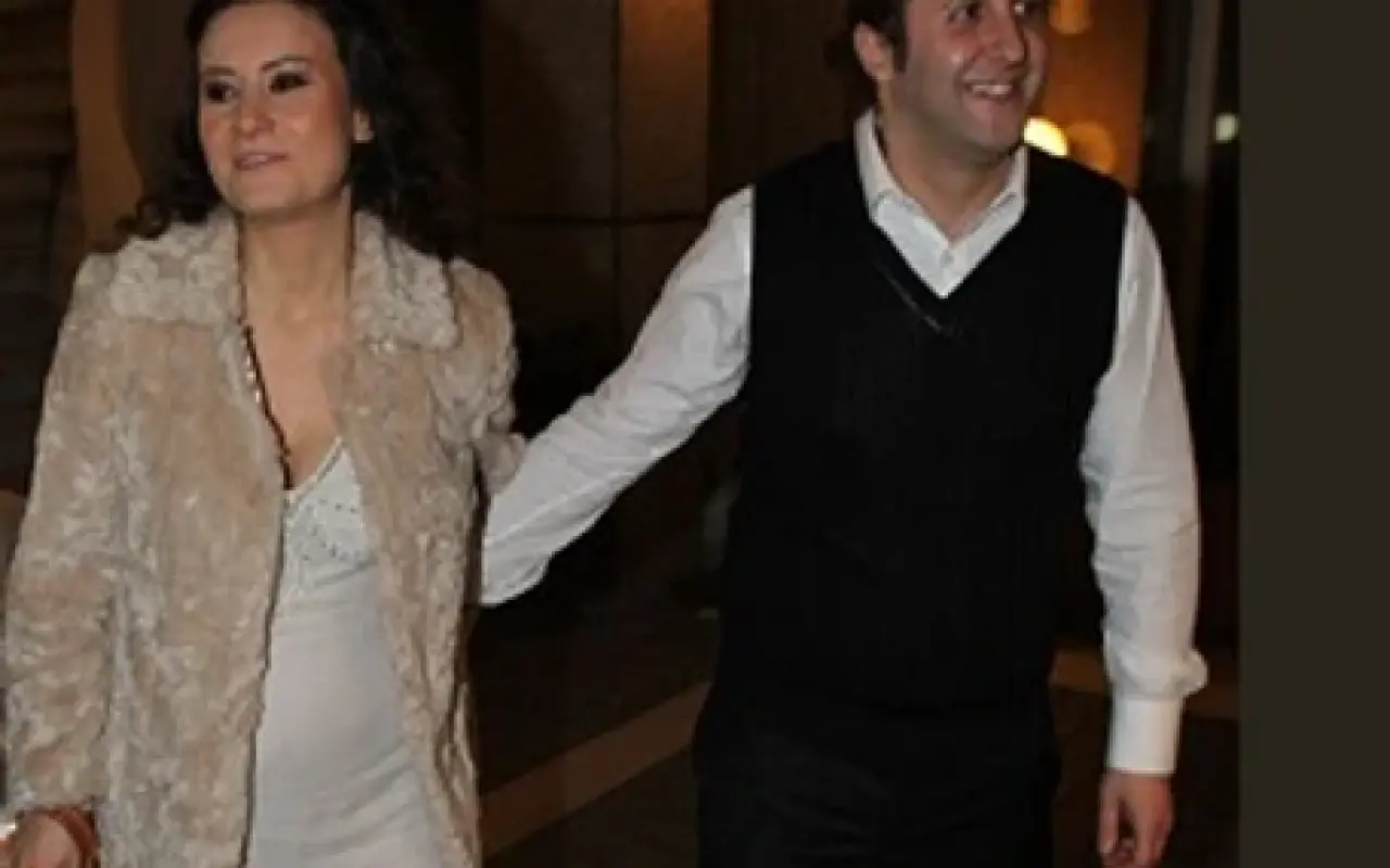 İlker Ayrık Kiminle Evli, Eşi Sanem Ayrık Kimdir, Evli mi, Çocukları Var mı? İşte Çiftin Özel Hayat 6