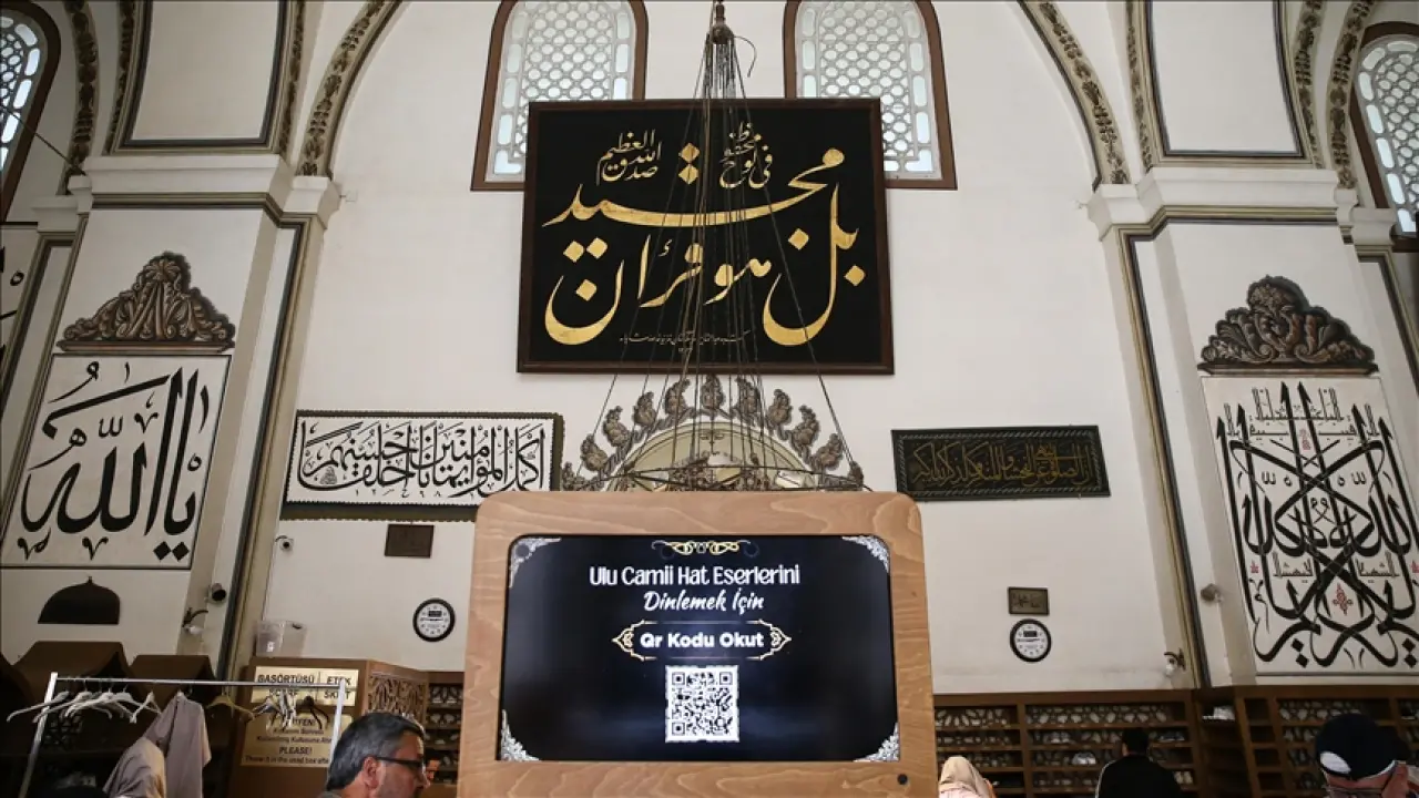 Asırlık Eserler QR Kodla Hayat Buldu ! 3