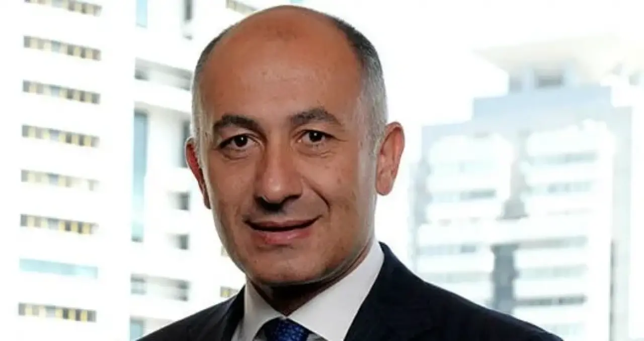 Erman Ilıcak Serveti, Mal Varlığı, Aslen Nereli, Kiminle Evli, Eşi, Kaç Yaşında, Kimdir? Özel Hayatı ve Kariyeri 1