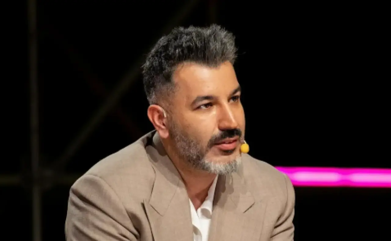 Tolga Akış Evli Mi, Eşi Kim, Aslen Nereli, Boyu, Sevgilisi, Instagramı, Burcu, Kaç Yaşında, Kimdir? 4