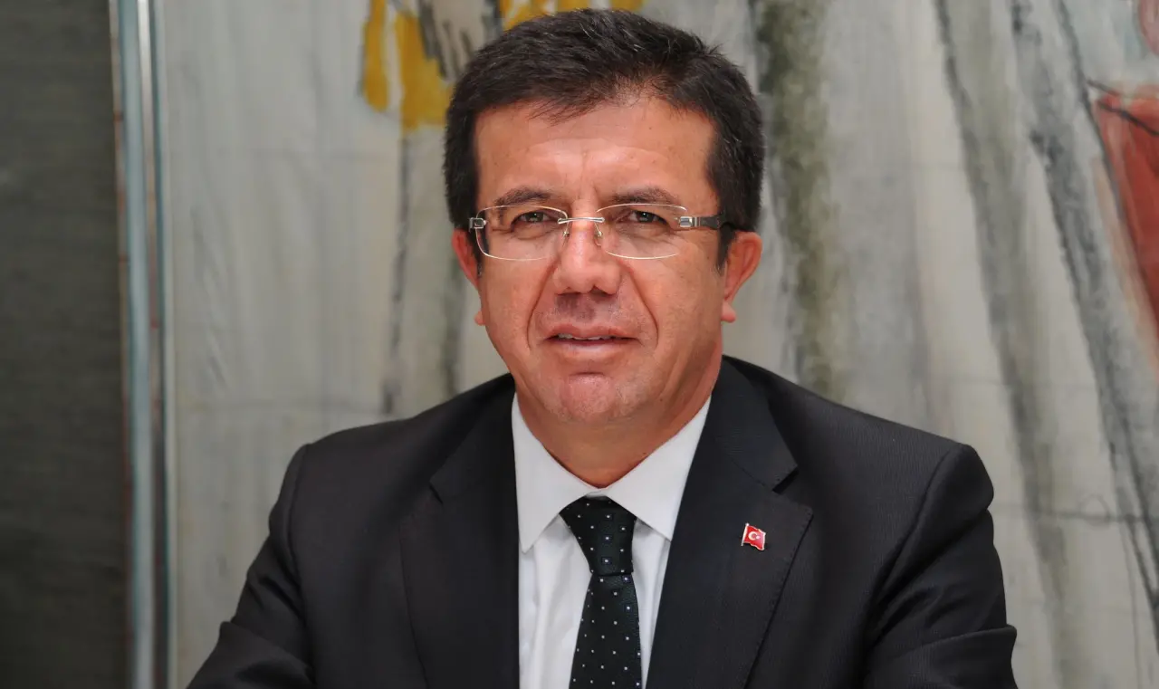 Nihat Zeybekci Bakan Mı? Aslen Nereli, Kaç Yaşında, Eşi, Kimdir, Ne İş Yapıyor? 5