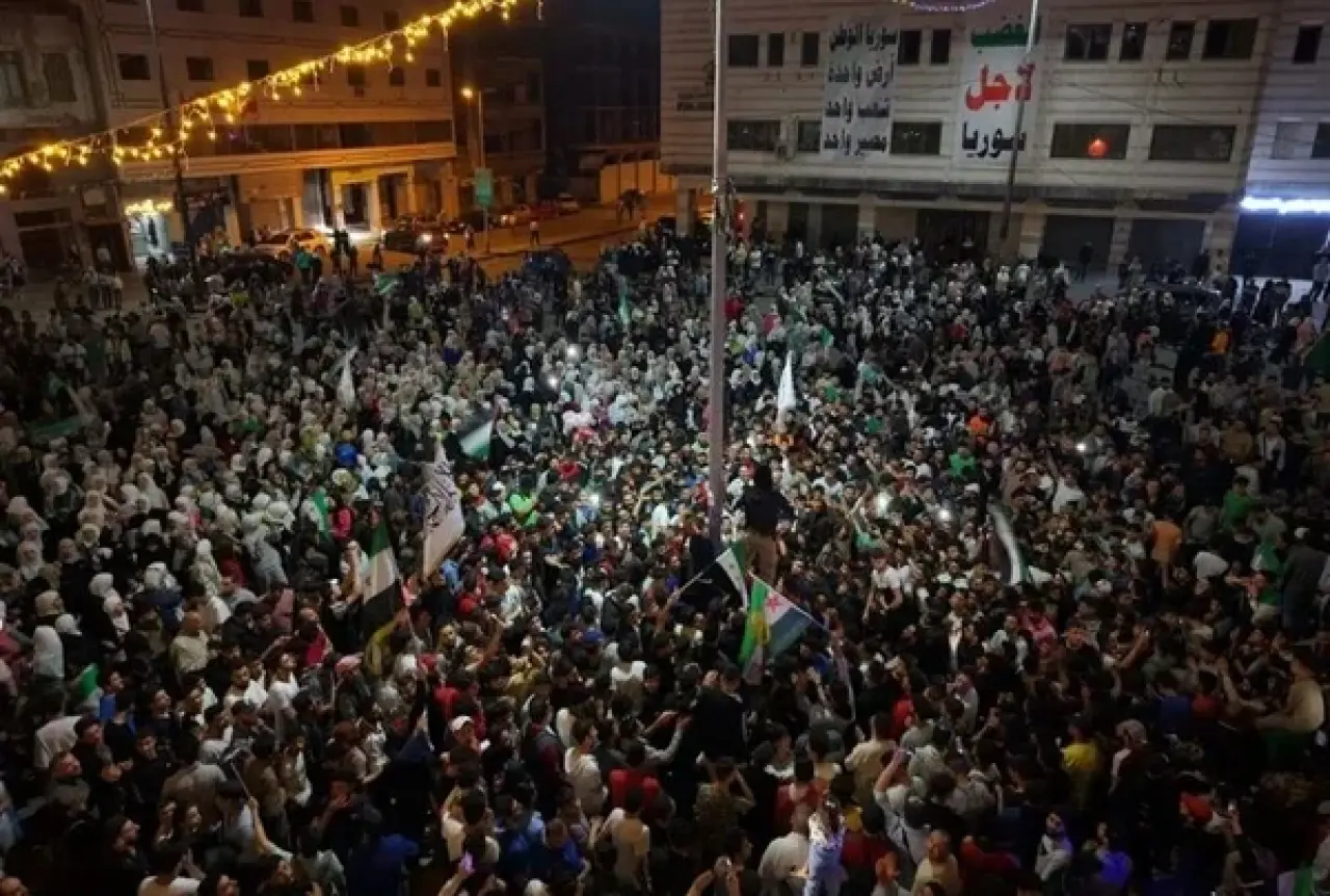 Trump’ın kararı Suriyelileri sokağa döktü 8