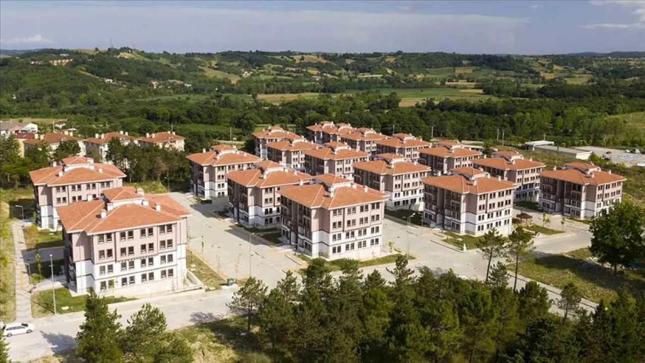 Murat Kurum'dan Özgür Özel'e Sert Tepki: Gözlerindeki Bandı Çıkar 2