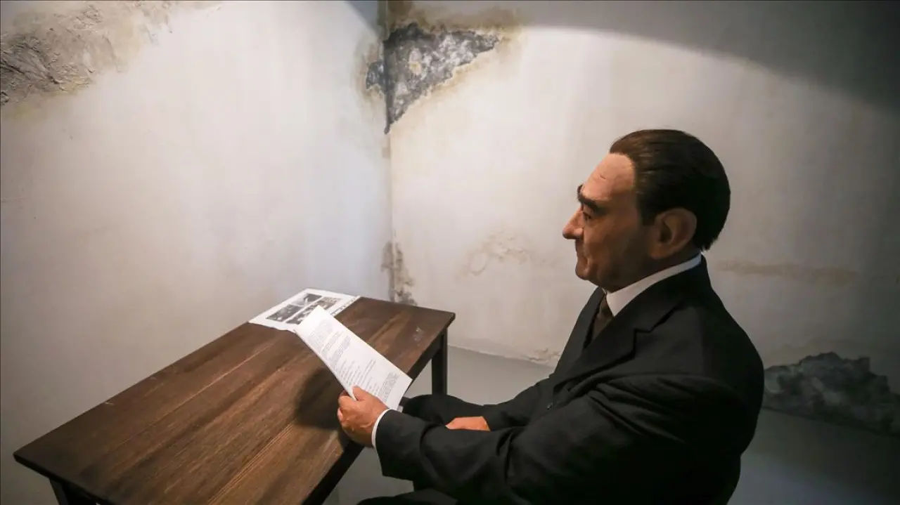 Demokrasi ve Özgürlükler Ada'sı Geçmişten Geleceğe Tarihi, Nerede? 3