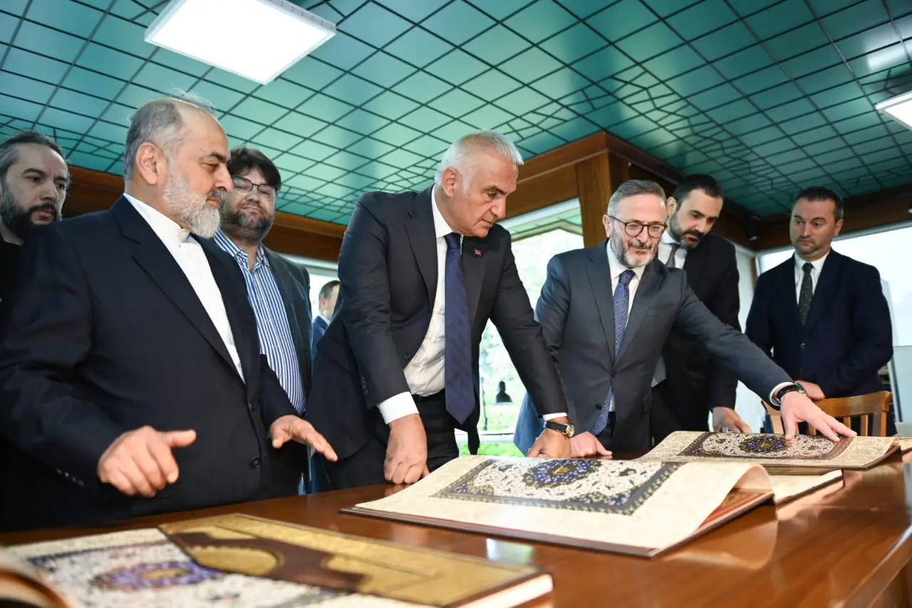 Kültür Bahçesinde Tarihî Buluşma: İstanbul Mushafı Göz Kamaştırdı 1