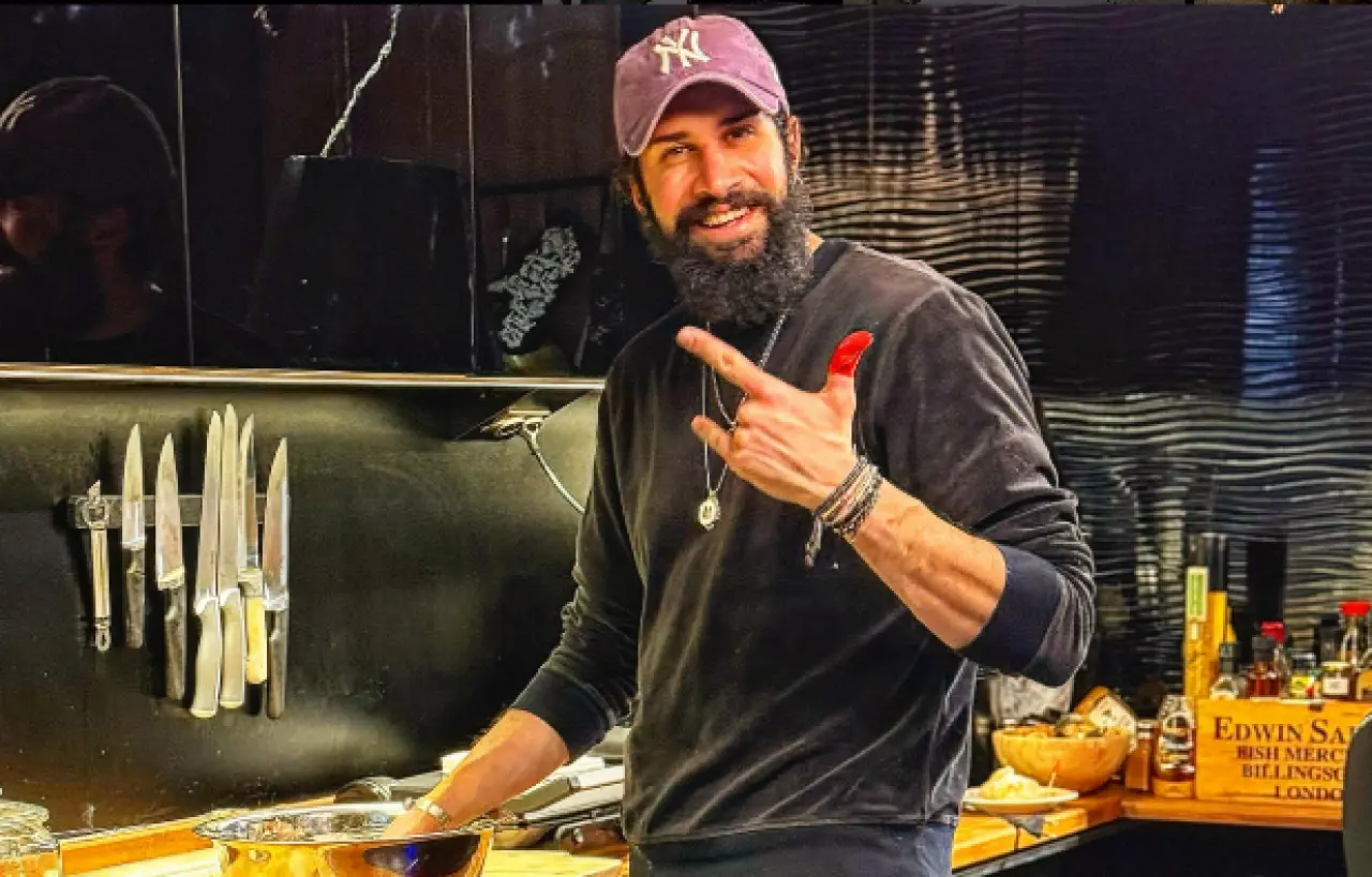 Mustafa Tohma Kiminle Sevgili, Kimdir, Kaç Yaşında, Aslen Nereli, Kariyeri ve Hayatı? 3