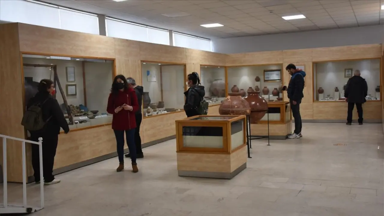 Tarihin Sessiz Tanığı Ani Yeniden Sahneye Çıktı 3