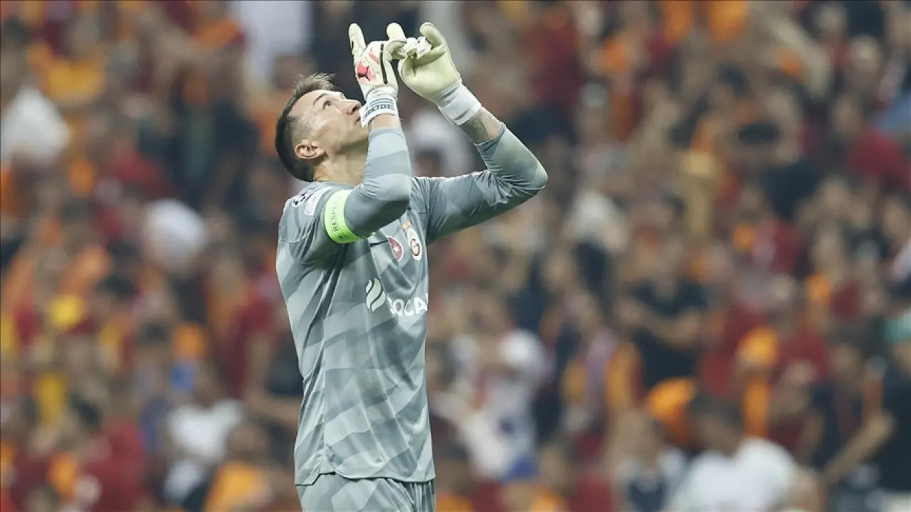 Fernando Muslera Kimdir, Aslen Nereli, Kaç Yaşında, Futbolu Bıraktı mı? Galatasaray’ın Efsane Kalecisinin Hayatı ve Kariyeri 5