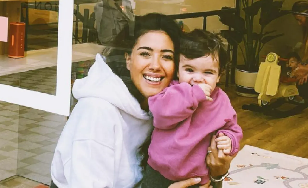 Melis Buket Orakçıoğlu Kimdir, Aslen Nereli, Kaç Yaşında, Kiminle Evliydi? İşte Merak Edilen Hayatı 3