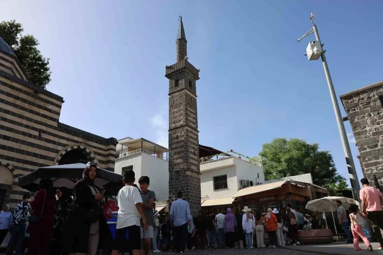 Dileklerin Kutsal Durağı: Diyarbakır’ın Efsanesi 3