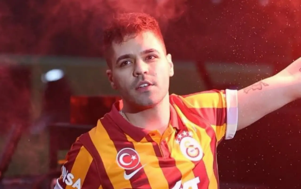 Emir Can İğrek Kimdir, Aslen Nereli, Kaç Yaşında? İşte Hayatı ve Müzikal Yolculuğu 1