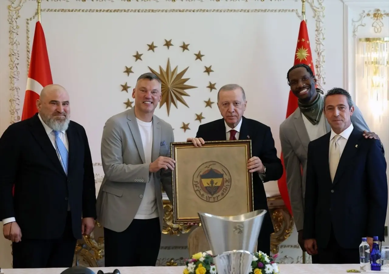 Fenerbahçe Avrupa’nın zirvesinde Erdoğan şampiyonları tebrik etti 17