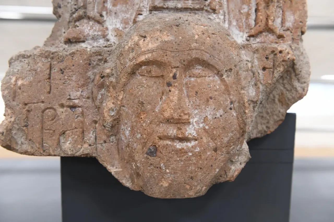 Ani'de 130 Yıllık Sır: İsa Figürü Mü? 3