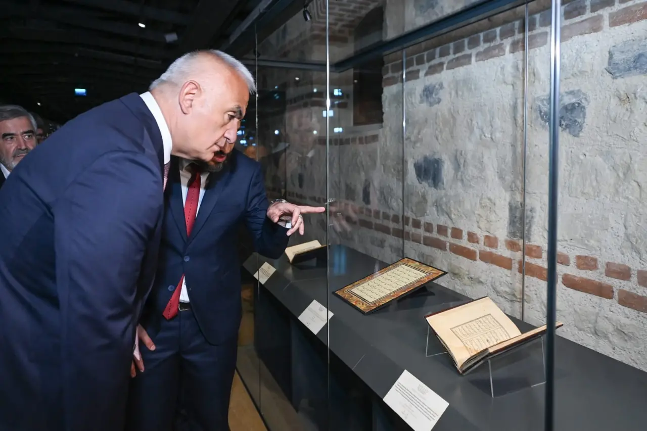 Hac hatıraları minyatürlerde can buldu: Bakan Ersoy’dan anlamlı açılış 5