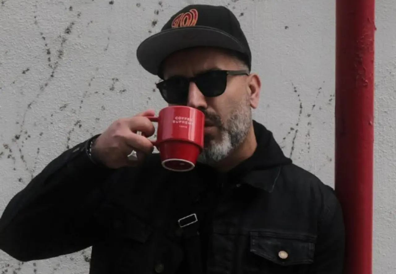 Tolga Akış Evli Mi, Eşi Kim, Aslen Nereli, Boyu, Sevgilisi, Instagramı, Burcu, Kaç Yaşında, Kimdir? 6