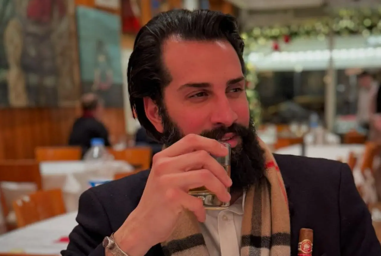 Mustafa Tohma Kiminle Sevgili, Kimdir, Kaç Yaşında, Aslen Nereli, Kariyeri ve Hayatı? 1