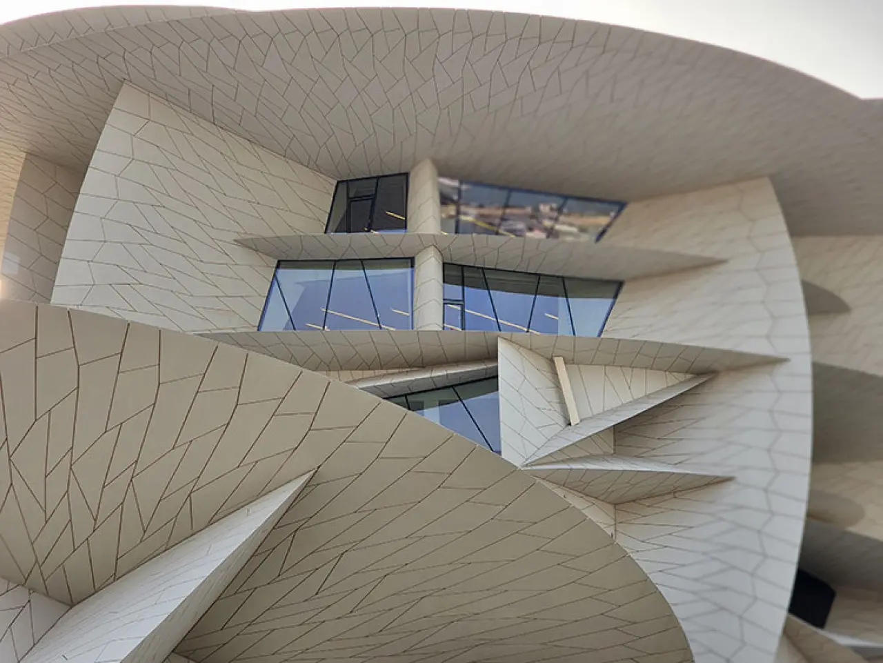 Katar Ulusal Müzesi: Çöl Gülünden Sanat Harikasına 3