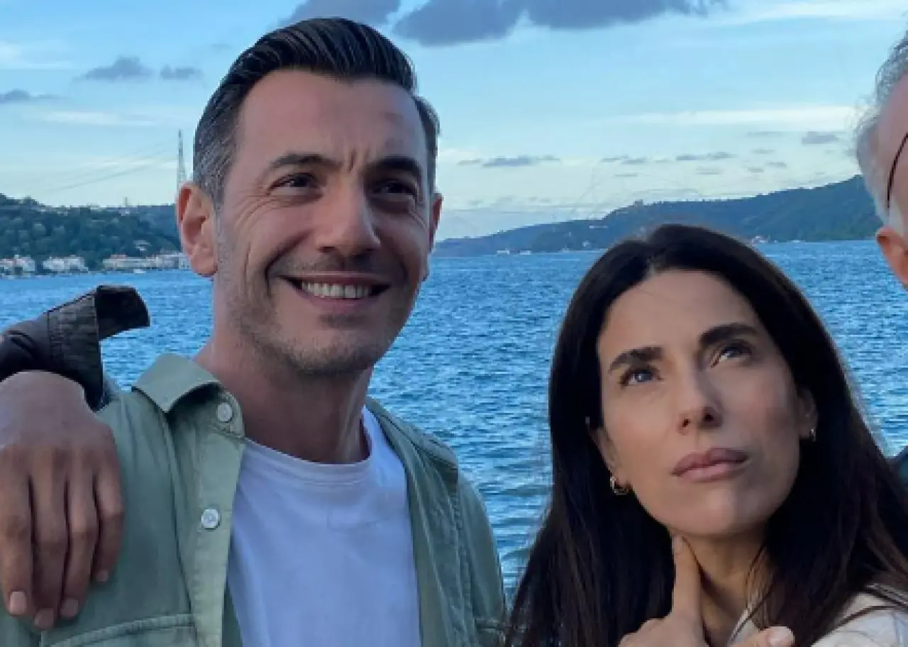 Çift Kişilik Oda Gökay Müftüoğlu Aslen Nereli, Kimdir, Kaç Yaşında, Hayatı ve Kariyeri? 4