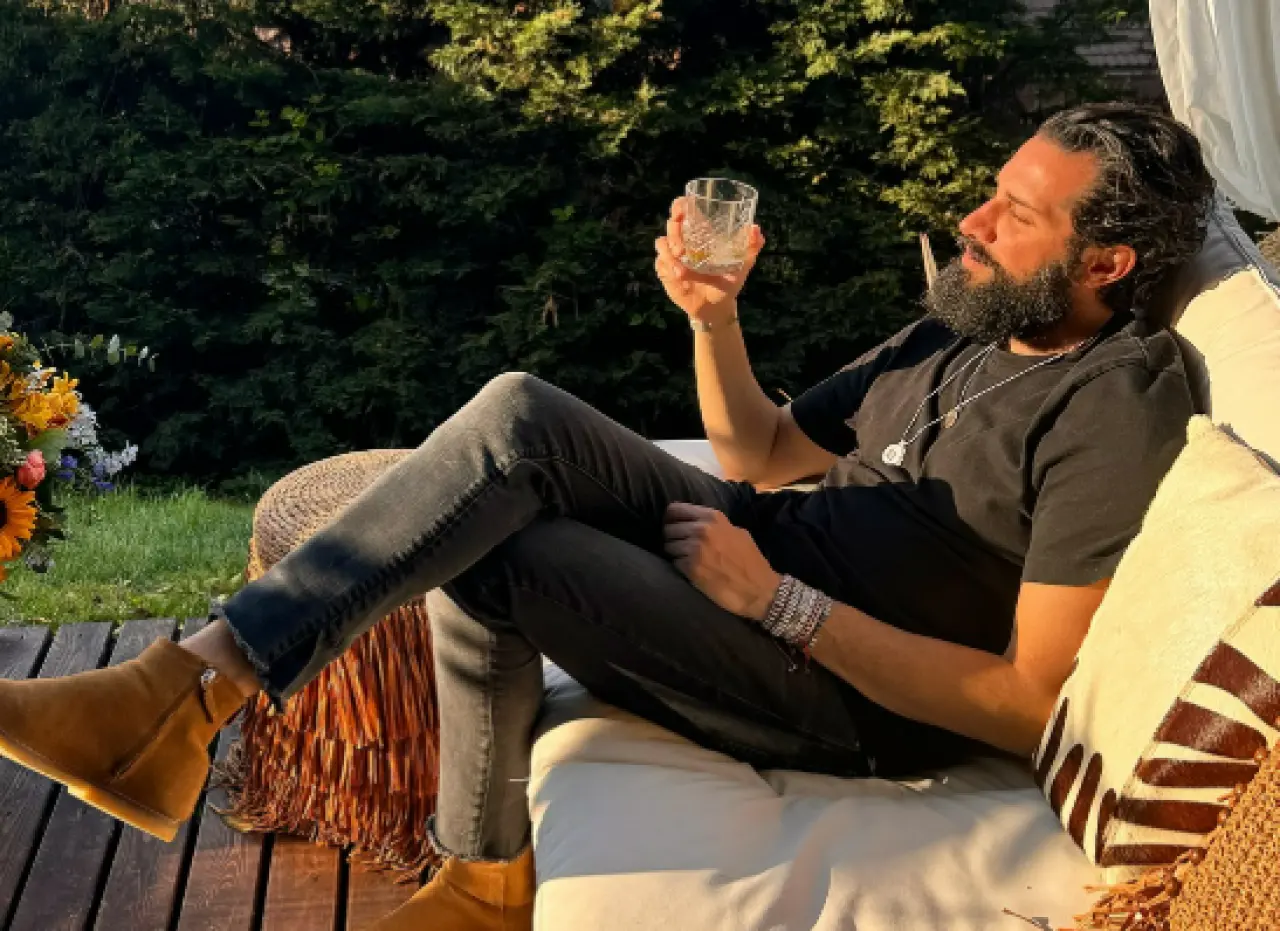 Mustafa Tohma Kiminle Sevgili, Kimdir, Kaç Yaşında, Aslen Nereli, Kariyeri ve Hayatı? 7