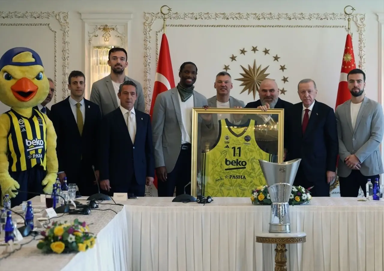 Fenerbahçe Avrupa’nın zirvesinde Erdoğan şampiyonları tebrik etti 4